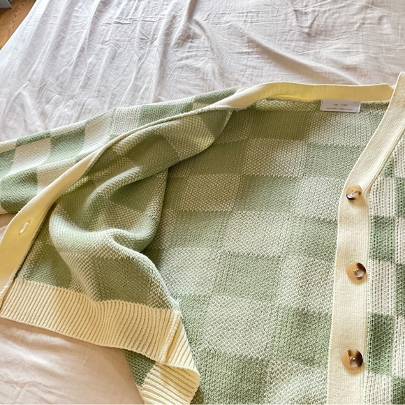 Green and white checkered knit cardigan - Picture 5 of 5